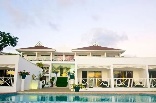 Bay Room
