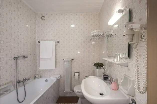 Economy Tek Büyük Yataklı Oda (Patrizia)