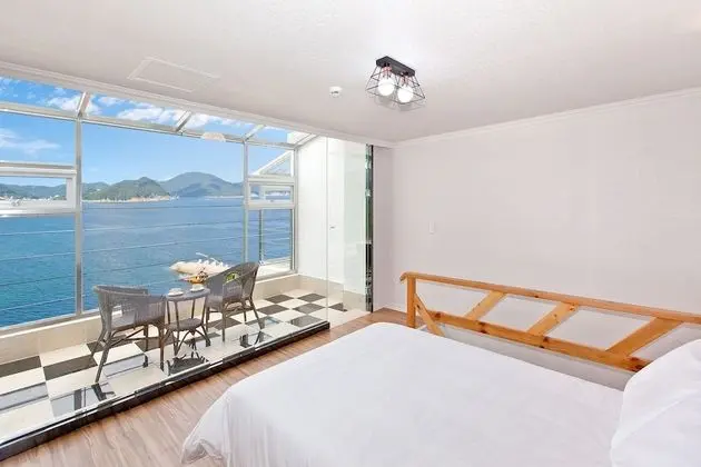 C-3F (Private Spa Tub, Duplex)