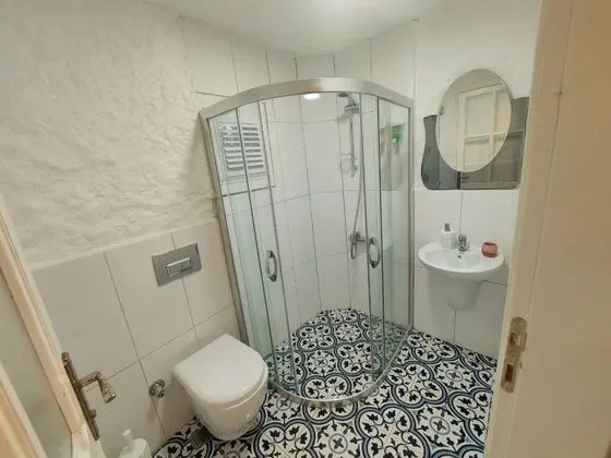 Standart Oda, Sokak Manzaralı