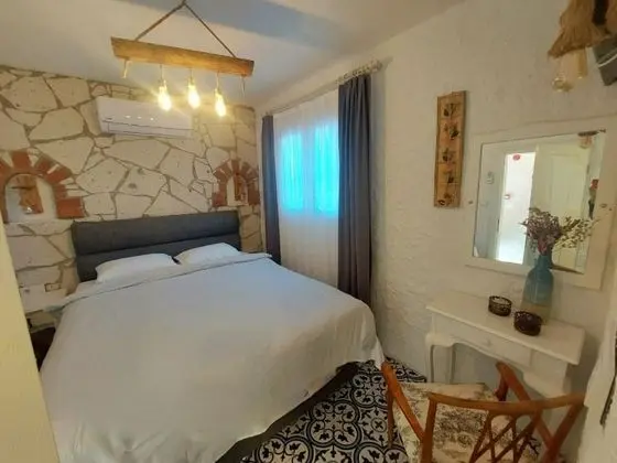Standart Oda, Sokak Manzaralı
