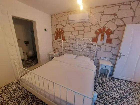 Standart Oda, Sokak Manzaralı