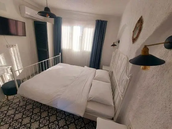 Standart Oda, Sokak Manzaralı