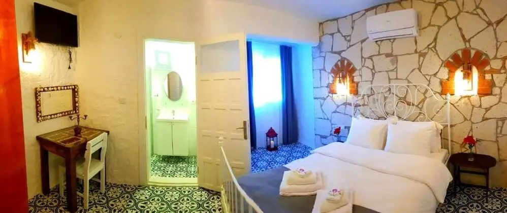 Standart Oda, Sokak Manzaralı