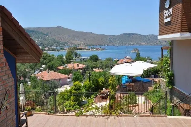 Balkonlu Oda - Deniz Manzaralı