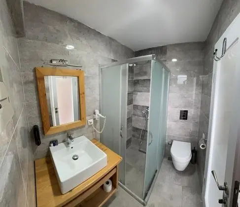 Standart Oda, Bahçe Manzaralı, Balkonlu