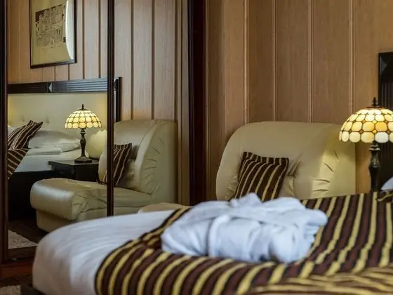 Deluxe Tek Büyük Yataklı Oda
