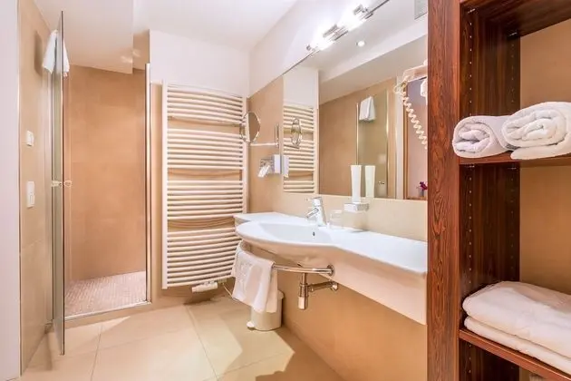 Comfort Tek Büyük Yataklı Oda (Badhauskopf)