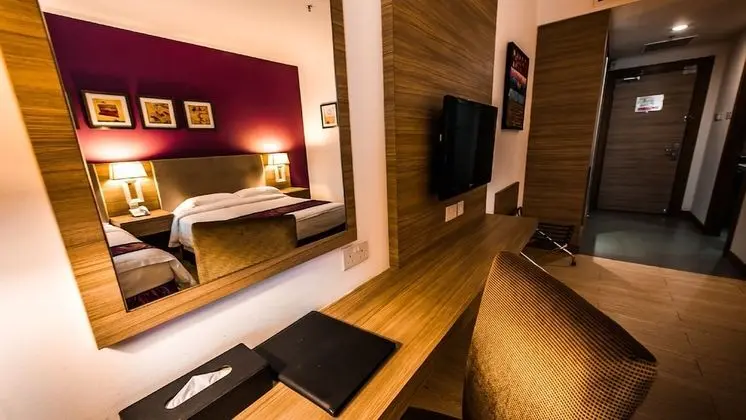 Superior Oda (1 Queen or 2 Single Beds)