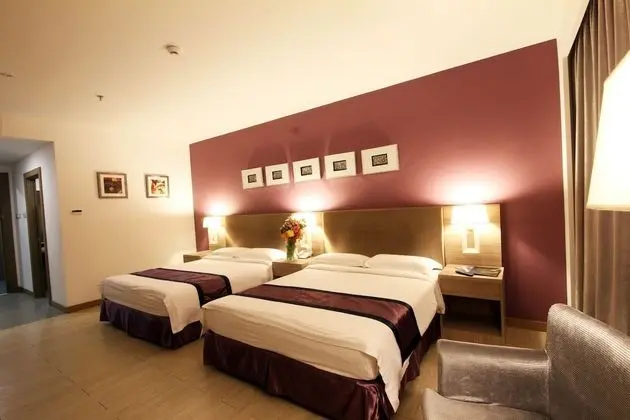 Superior Oda (2 Queen Beds)