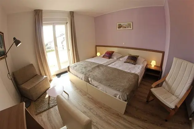 Classic Tek Büyük Yataklı Oda, 1 En Büyük (King) Boy Yatak, Balkon, Kısmi Deniz Manzaralı