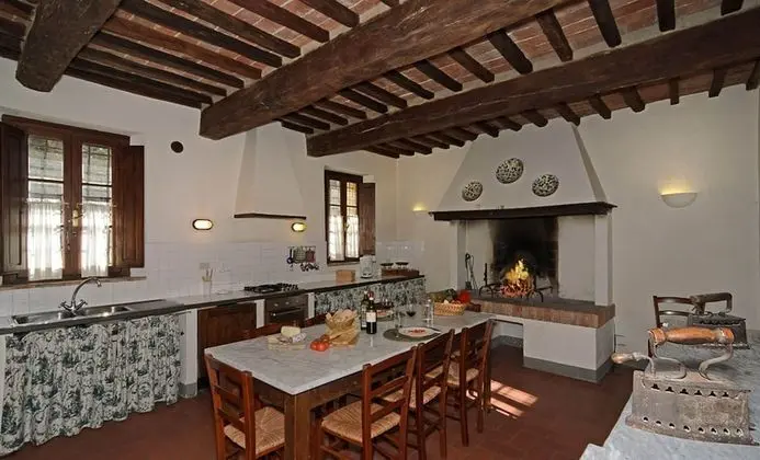 Traditional Apart Daire, 4 Yatak Odası, Veranda (N’antia)