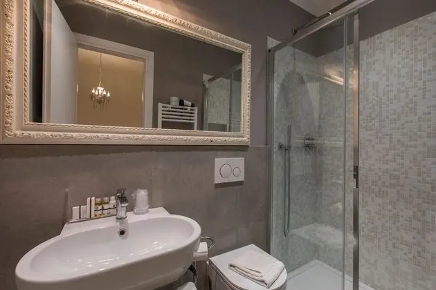 Deluxe Üç Kişilik Oda, Özel Banyo