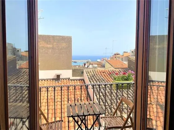 Exclusive Oda, Balkon