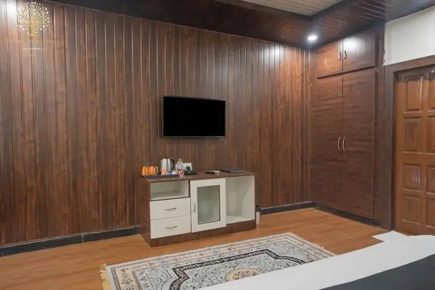 Superior Tek Büyük veya İki Ayrı Yataklı Oda