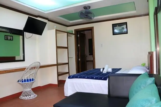 King Ocean Suite with Promo Breakfast