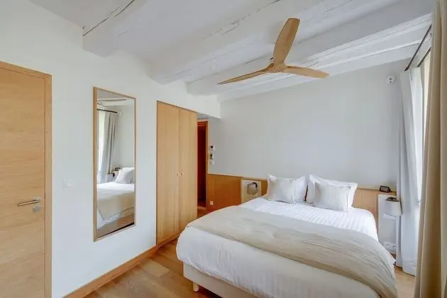 Classic Tek Büyük Yataklı Oda, Banyolu/Duşlu (Chambre)