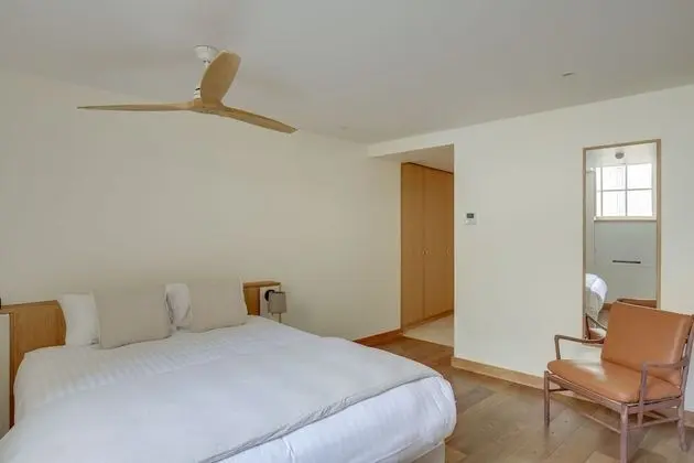 Classic Tek Büyük Yataklı Oda, Banyolu/Duşlu (Chambre)