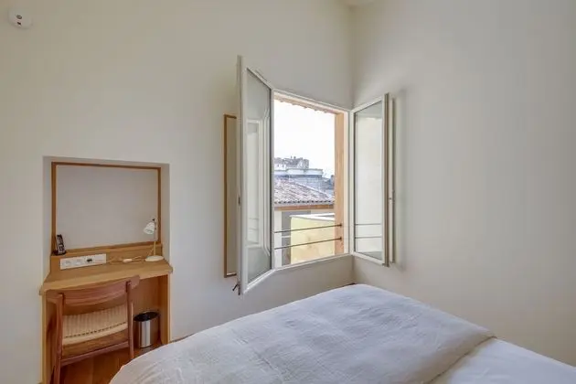 Classic Tek Büyük Yataklı Oda, Banyolu/Duşlu (Chambre)