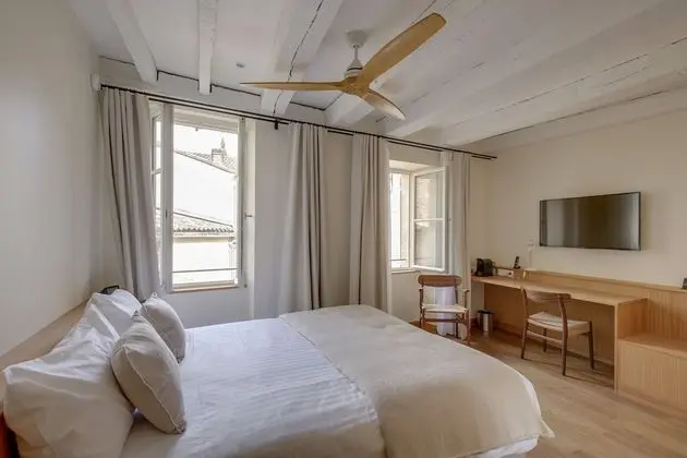 Classic Tek Büyük Yataklı Oda, Banyolu/Duşlu (Chambre)