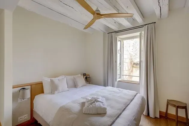 Classic Tek Büyük Yataklı Oda, Banyolu/Duşlu (Chambre)