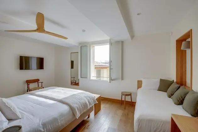 Superior Üç Kişilik Oda, Banyolu/Duşlu (Chambre)
