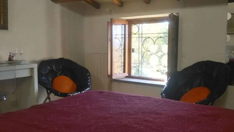 Tek Büyük Yataklı Oda (Private External Bathroom)