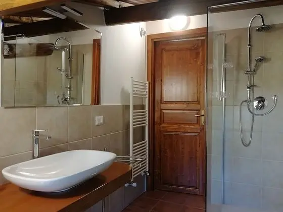 Tek Büyük Yataklı Oda (Private External Bathroom)