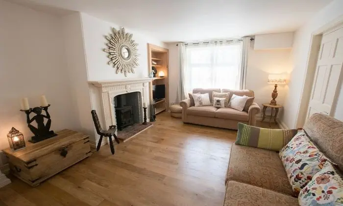 Ev (Multiple Bedrooms)