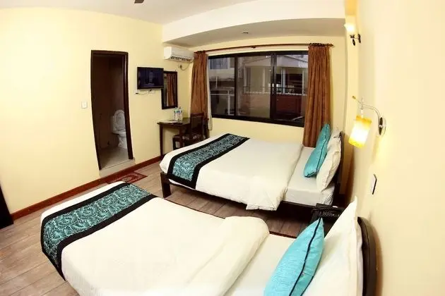 Standard Tek Büyük veya İki Ayrı Yataklı Oda