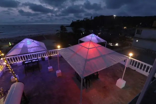 Deluxe Sea View Room