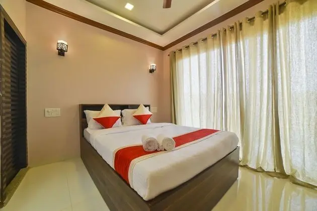 Deluxe Tek Büyük Yataklı Oda, Tepe Manzaralı