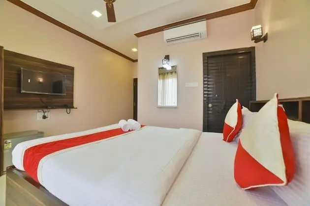 Deluxe Tek Büyük Yataklı Oda, Tepe Manzaralı