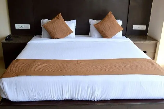 Luxury Oda