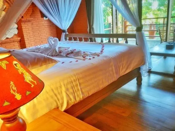 Deluxe Oda, Bahçe Manzaralı