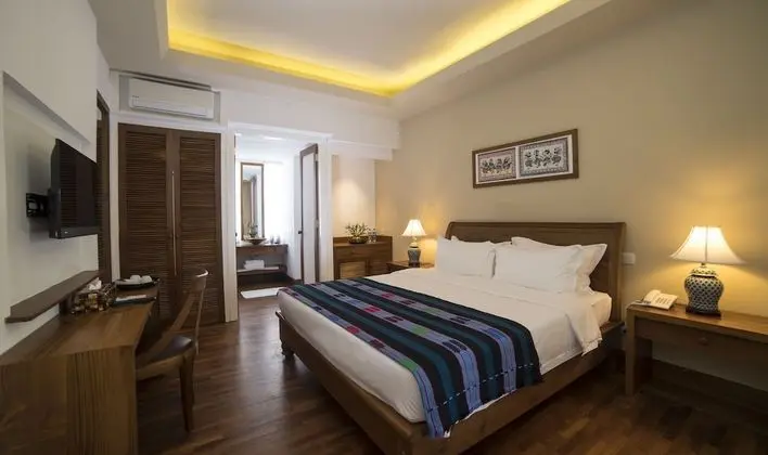 Deluxe Tek Büyük Yataklı Oda