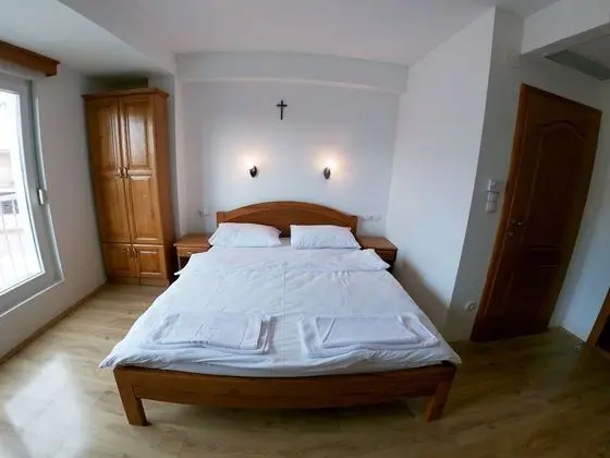 Comfort Tek Büyük Yataklı Oda, Birden Çok Yatak, Bahçe Manzaralı