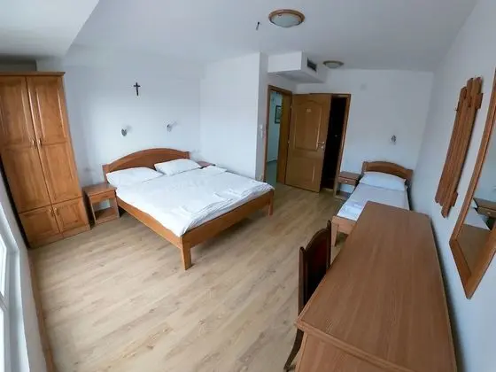 Comfort Tek Büyük Yataklı Oda, Birden Çok Yatak, Bahçe Manzaralı