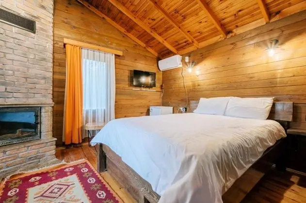 İki Yatak Odalı Bungalow, Dağ Manzaralı, Şömineli