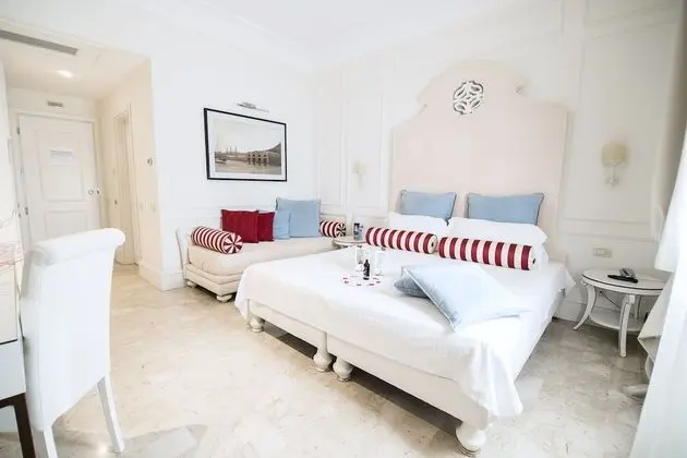 Deluxe Büyük Yataklı Tek Kişilik Oda