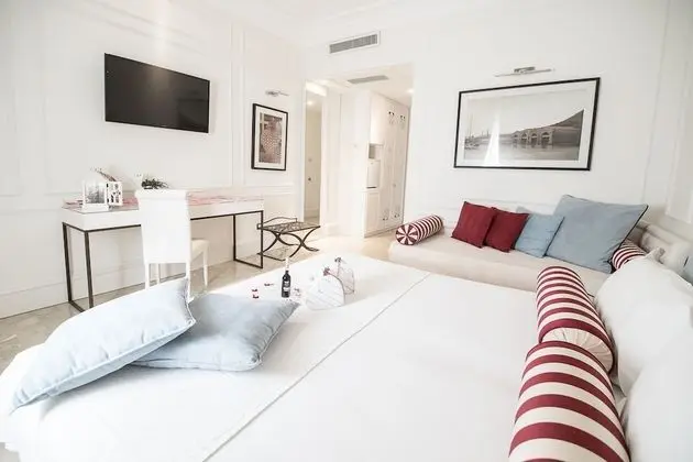 Deluxe Büyük Yataklı Tek Kişilik Oda