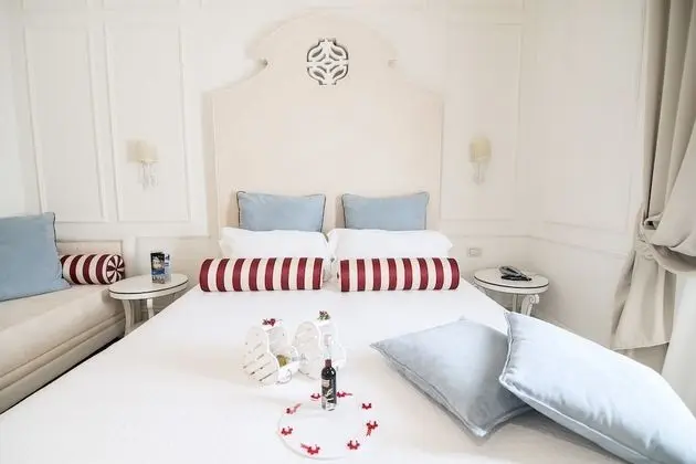 Deluxe Üç Kişilik Oda