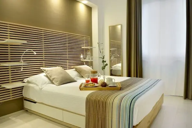 Standard Tek Büyük Yataklı Oda