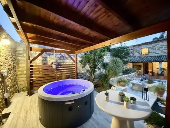 Villa, Sigara İçilebilir