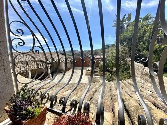 Villa, Sigara İçilebilir
