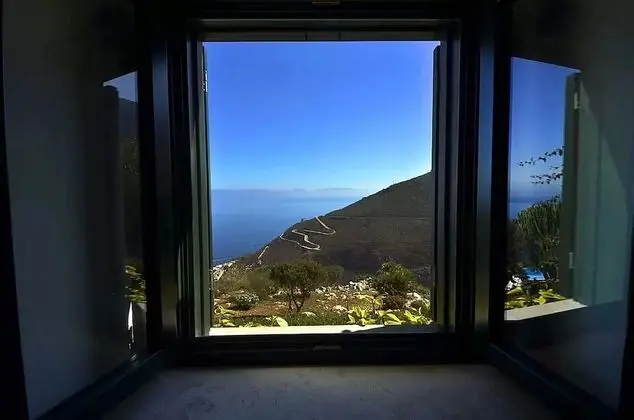 Tek Büyük Yataklı Oda, Deniz Manzaralı