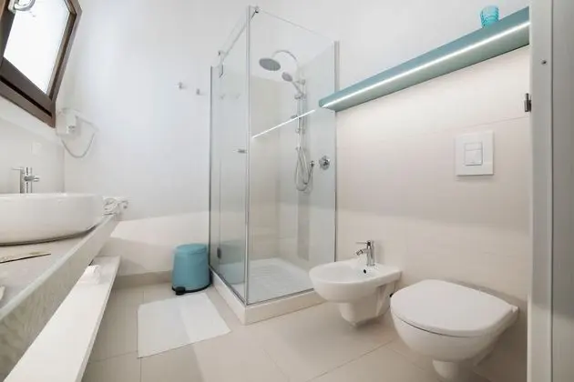 Dört Kişilik Oda (Zingaro)