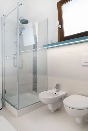 Üç Kişilik Oda (Guidaloca)