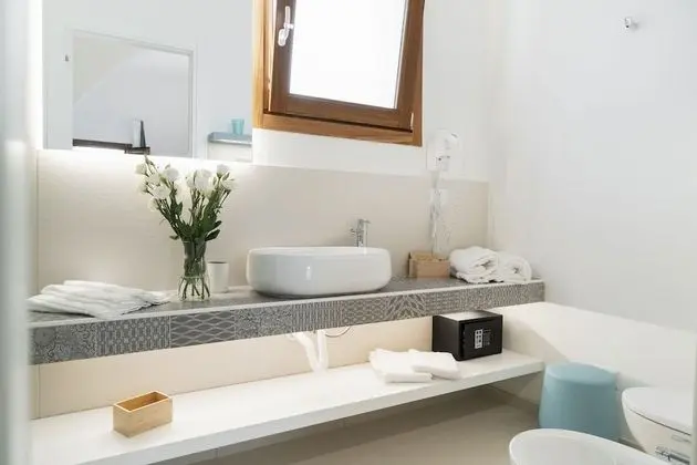 Üç Kişilik Oda (Scopello)