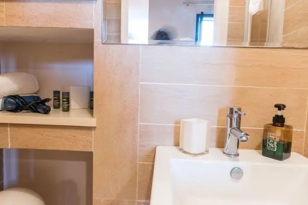 Economy Tek Büyük Yataklı Oda